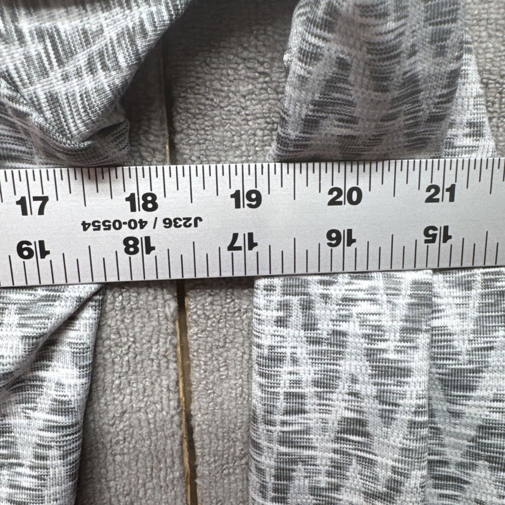 The North Face Jacket Womens M Dyvinity Metallic Silver Hybrid Hooded Training - Picture 5 of 12
